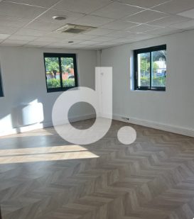 Bureaux à louer – Persan/Beaumont - 240m2